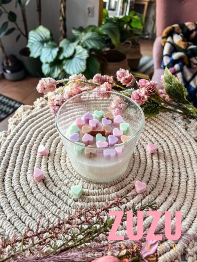 Mała świeca serduszka